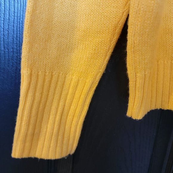 H & M Yellow Long Sleeved Crewneck Sweater Jumper Size M - Picture 9 of 11